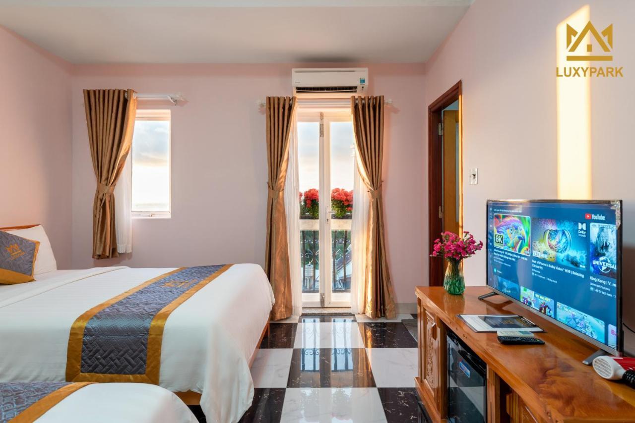 Luxy Park Hotel - Phu Quoc Centre 외부 사진