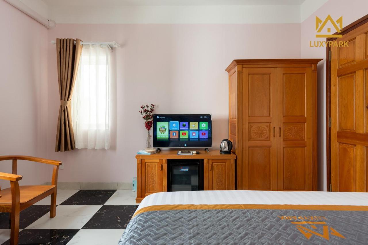 Luxy Park Hotel - Phu Quoc Centre 외부 사진