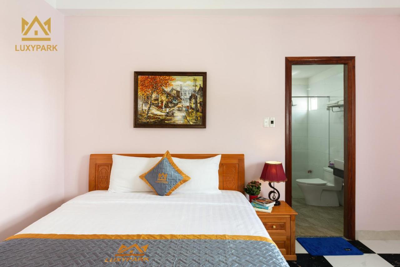 Luxy Park Hotel - Phu Quoc Centre 외부 사진