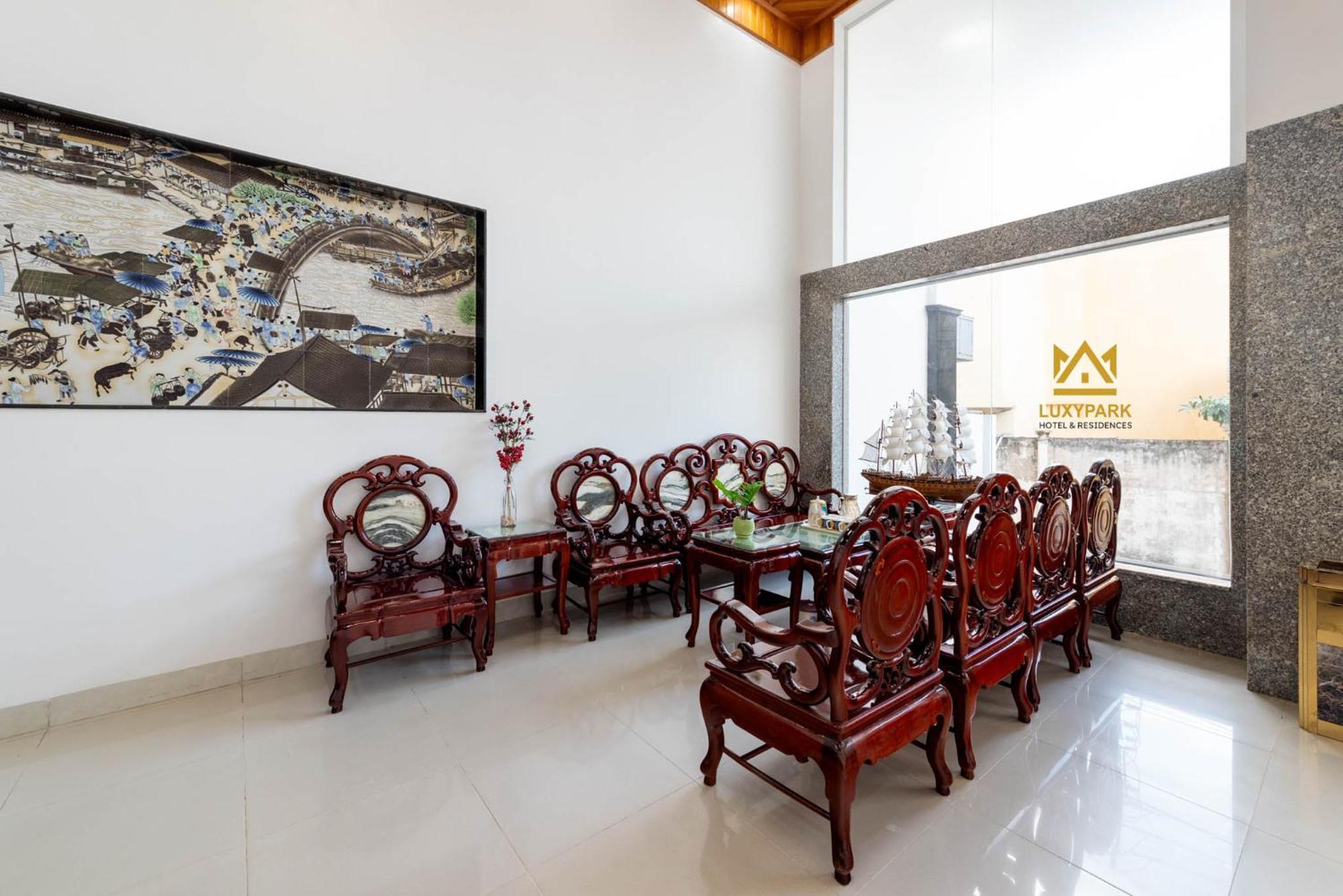 Luxy Park Hotel - Phu Quoc Centre 외부 사진